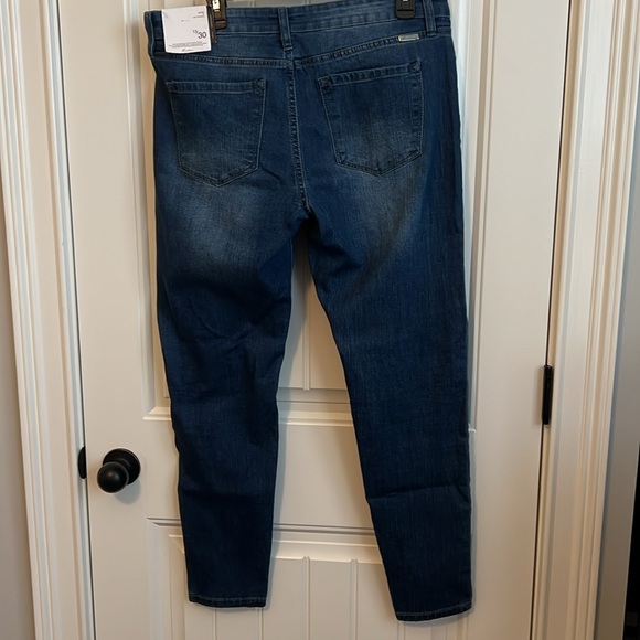 KanCan Mid-Rise Super Skinny Jeans - NWT - Picture 2 of 3
